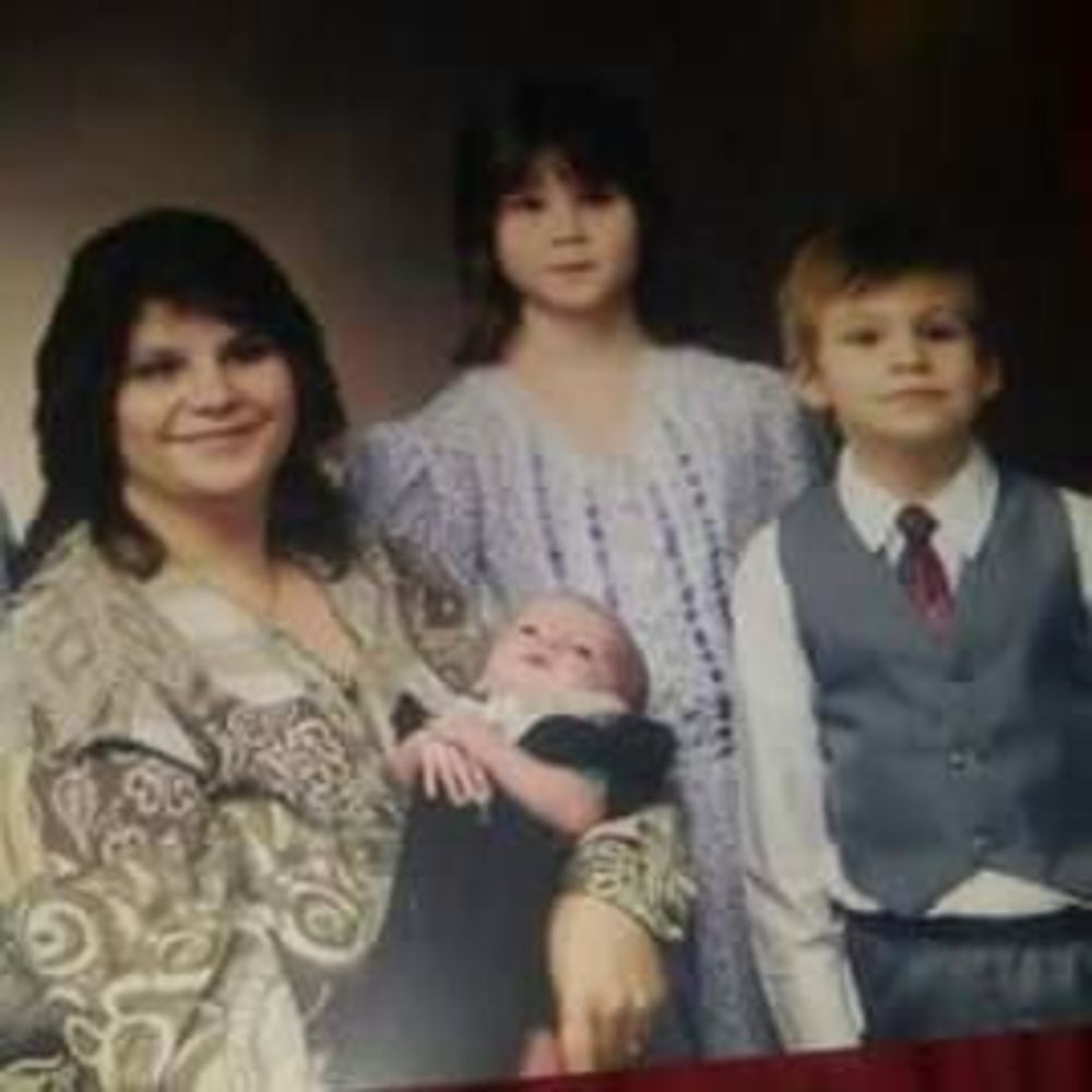 Meet your Posher, Pamela